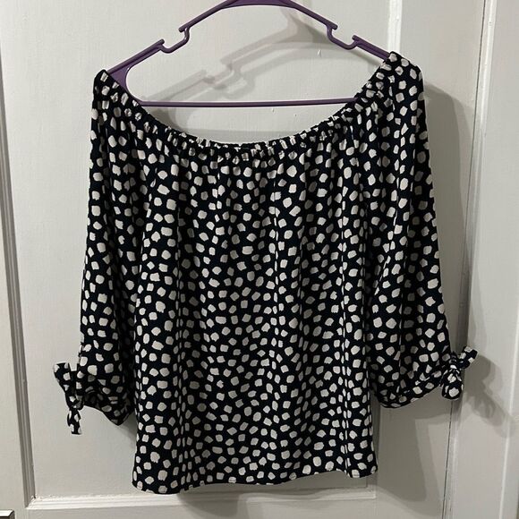 J. Crew Black and White Patterned Women's Top - Picture 4 of 4